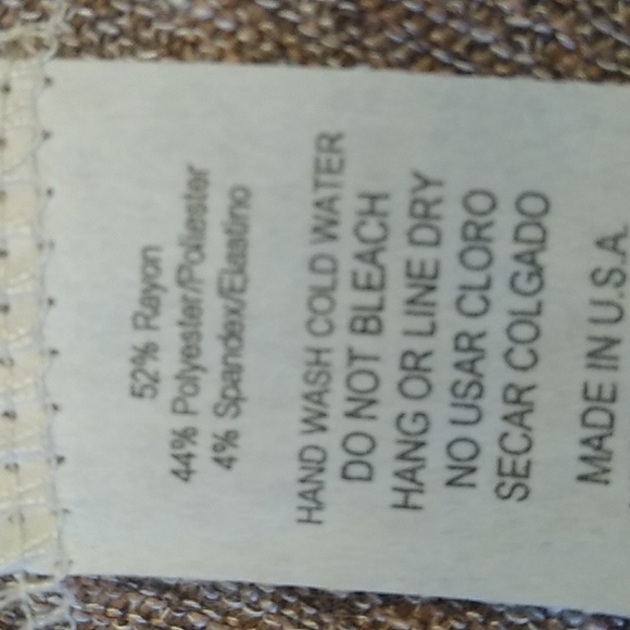 Present and Love women's sweater - Picture 9 of 10